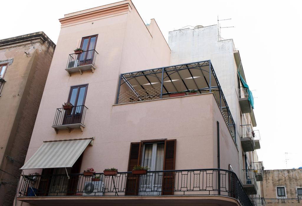 B&B La Terrazza Sul Porto Trapani Bagian luar foto